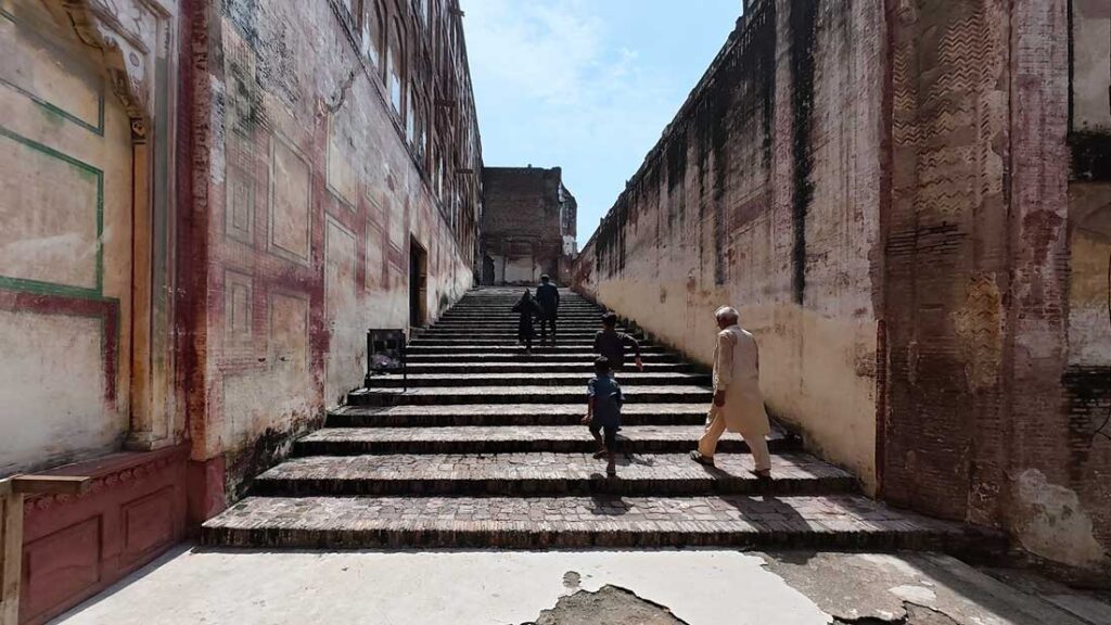 Elephant Stairs, Lahore Fort