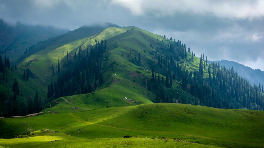 Makra Peak View From Paye