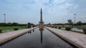 Minar e Pakistan, KasGraphy