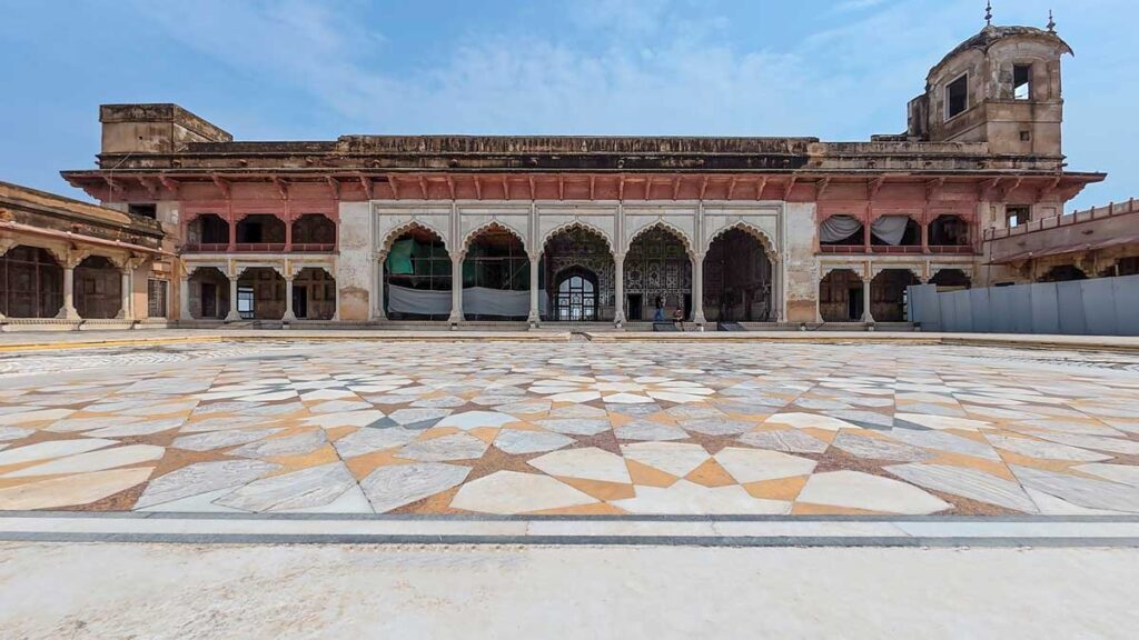 Sheesh Mehal, Lahore Fort